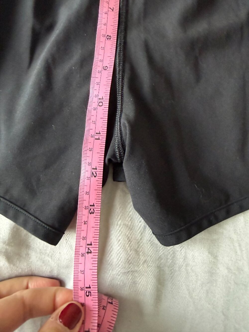 Lululemon Speed Up Short 2.5" Low Rise Size 6 - Picture 3 of 12